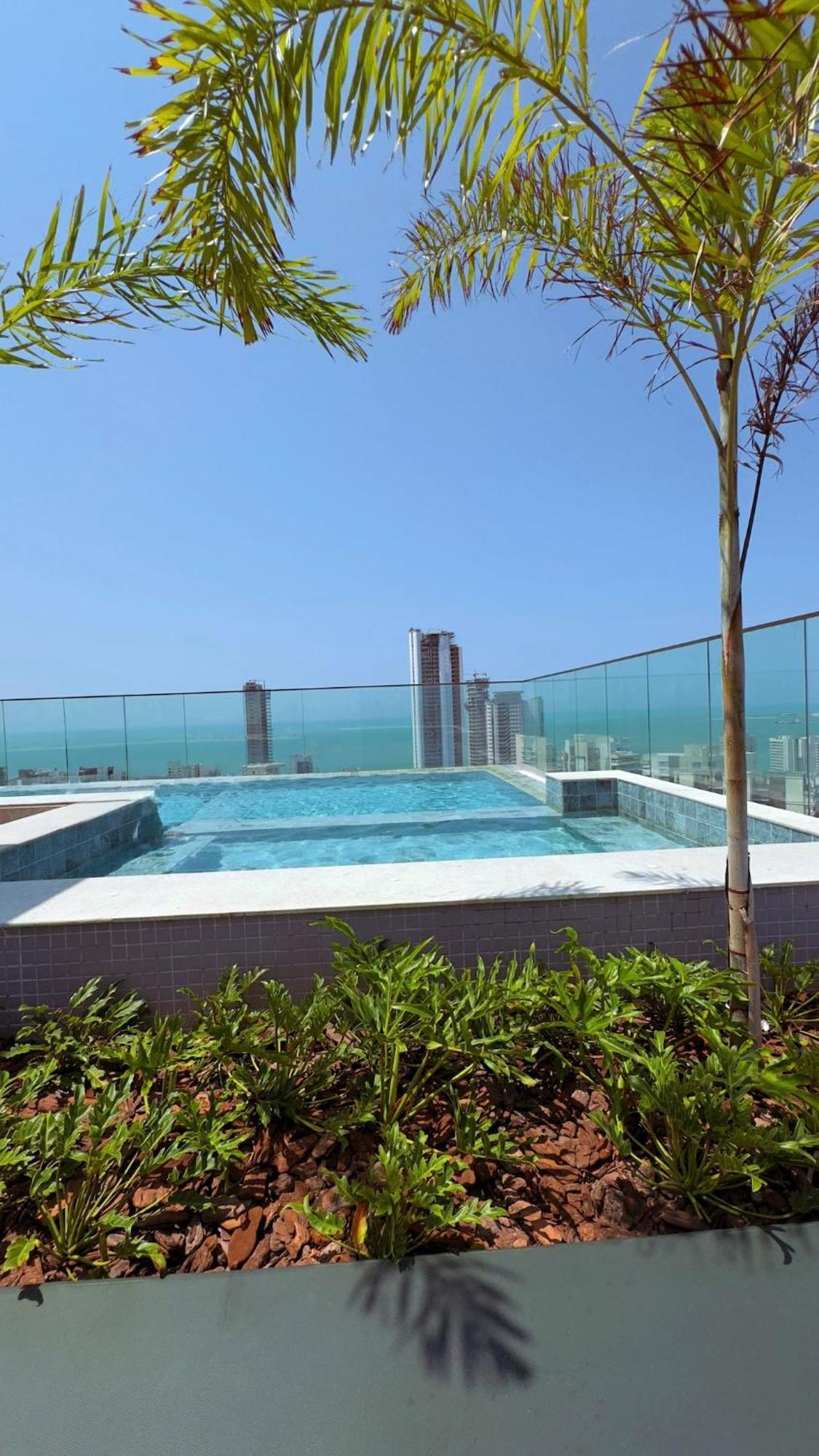 Apartamento Topázio No Meireles Próximo A De Iracema