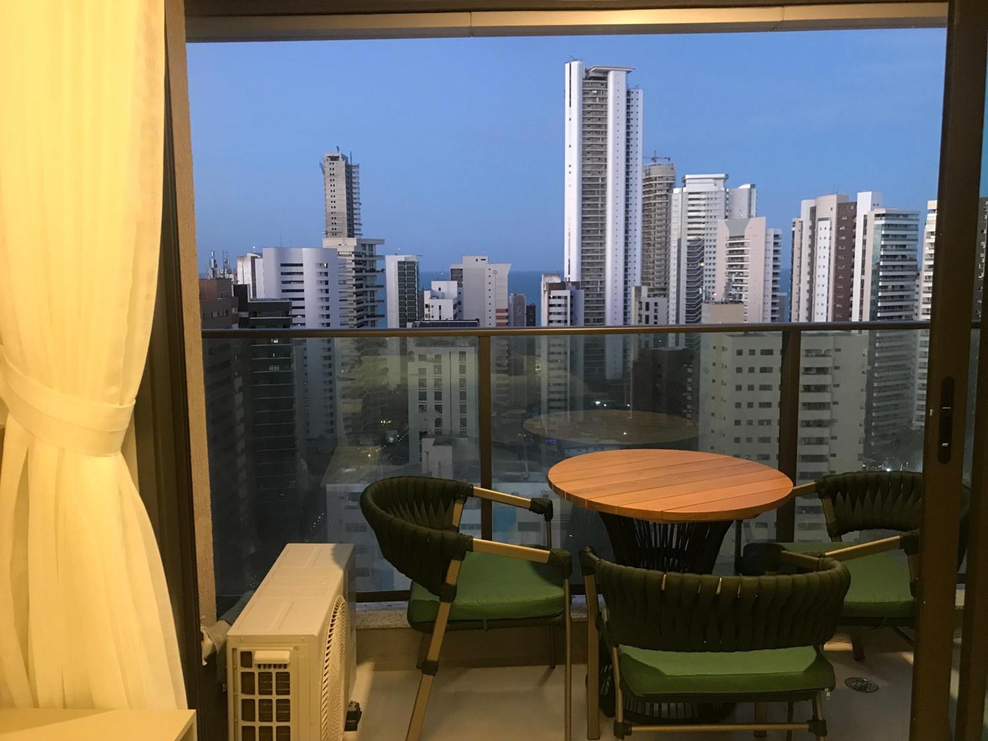 Apartamento Topázio No Meireles Próximo A De Iracema